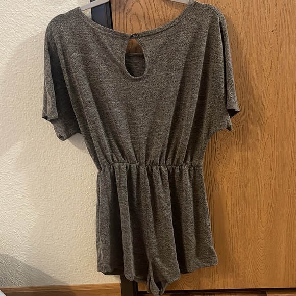 SHEIN Romper - Picture 3 of 3